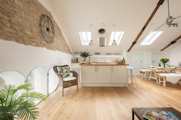 Luxury Penthouse Rentals In Stow