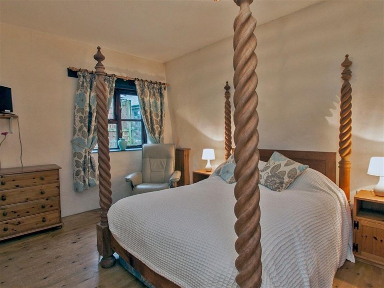 This is a bedroom at Billy’s Barn in Bradworthy