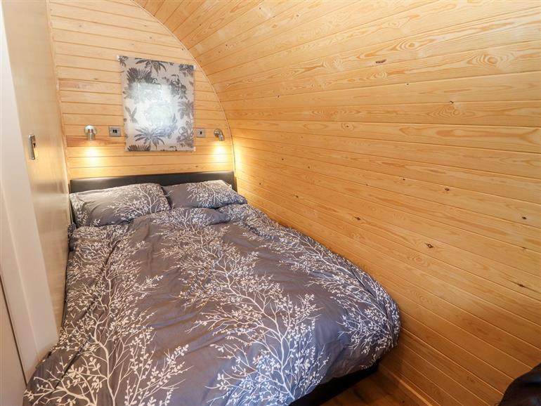 This is a bedroom at Goose Pod in Clifton Upon Teme