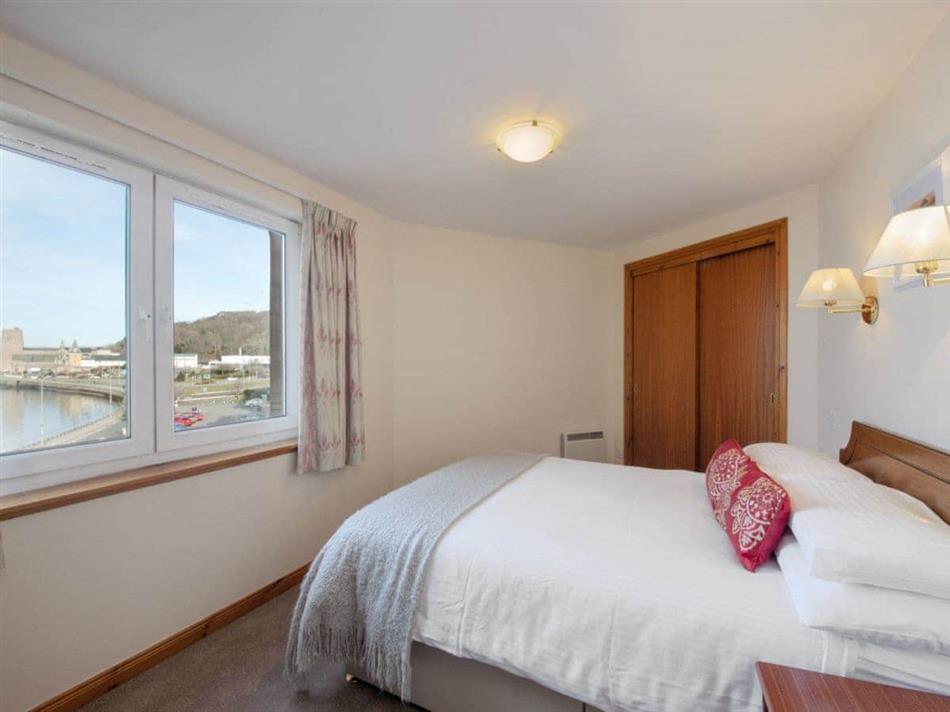 Esplanade Court Apartment (Ref B5888) in Oban, Argyll Pet Friendly cottage weekend and