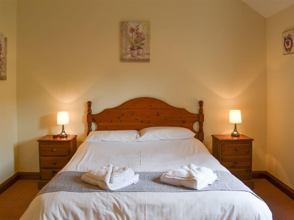 Grange Farm Park Oak Cottage (Ref UK12037) in Maltby le Marsh, near