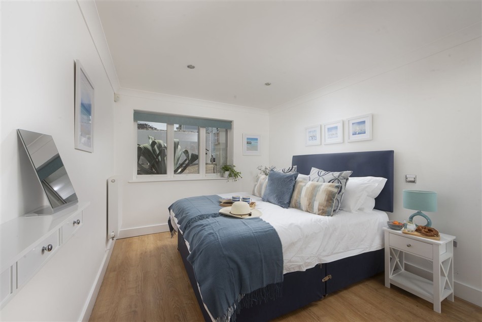 Bedroom in Porthminster Skies, St Ives