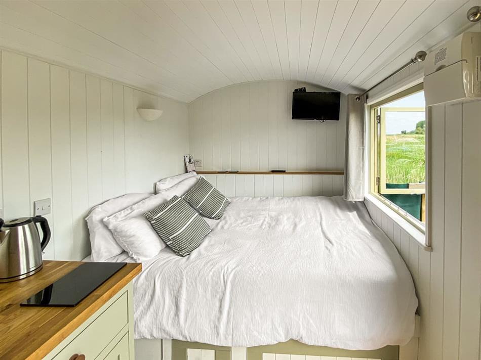 Reed View Reed View (Ref : UKC6829) in St Olaves - cottage weekend and short ...