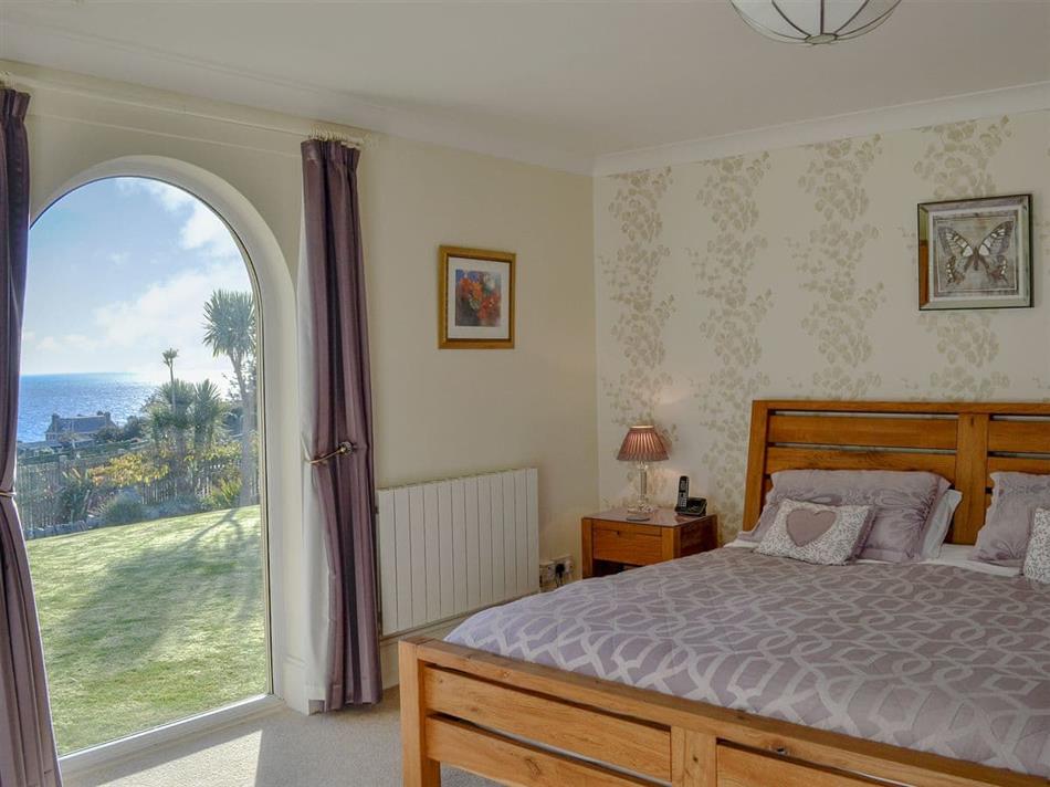 Seaward (Ref UK10344) in Portpatrick, near Stranraer, Dumfries