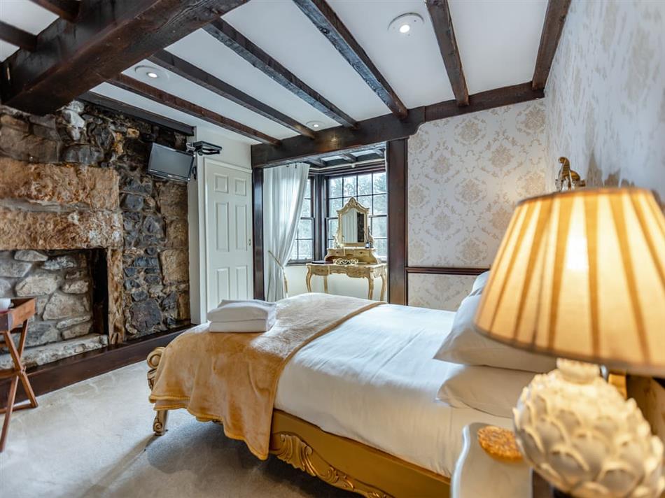 Tormaukin House (Ref UK43331) in Glendevon, near Gleneagles Pet Friendly cottage weekend and