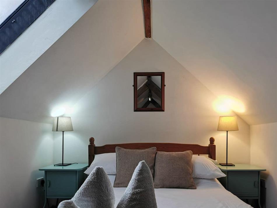 The Compasses Inn Cottages White Wing (Ref 29584) in Damerham, nr