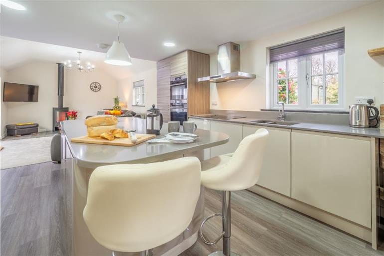 Comfy breakfast bar at Sunnyside Barn, Chacewater Truro in Cornwall