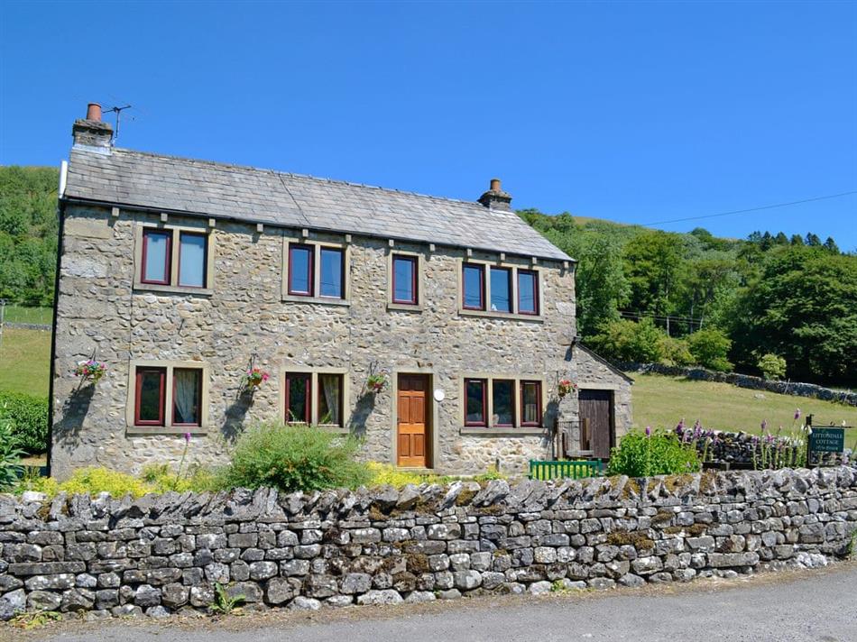 Littondale (Ref 4203) in Stonelands Farmyard Cottages, Litton Pet