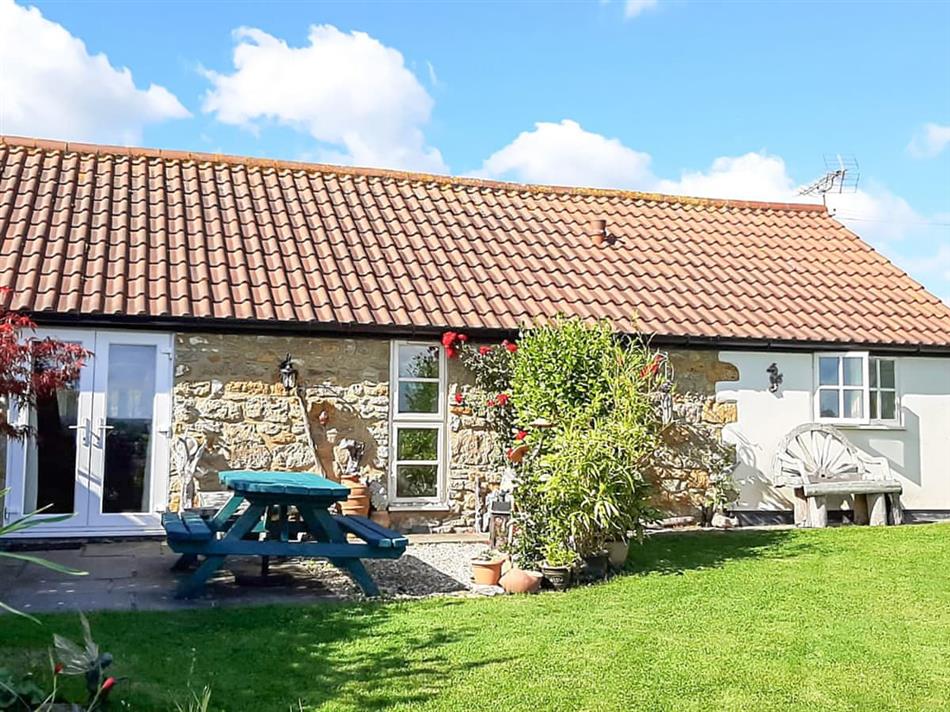 Old Dairy Cottage (Ref UK31708) in Salwayash, near Bridport Pet