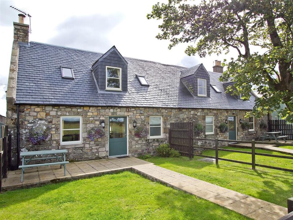 The Parlour (Ref : SNNM) in By Carnwath, S. Lanarkshire ...