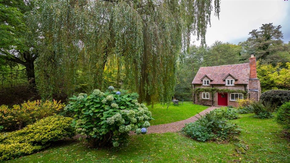 Old Mill Cottage in Bringsty, Herefordshire Pet Friendly cottage