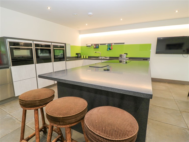 The kitchen at Silver Copse near Abingdon