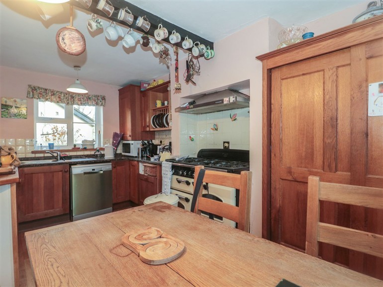 Vine Cottage in Cheltenham (1178426) Pet Friendly - sleeps 5 people