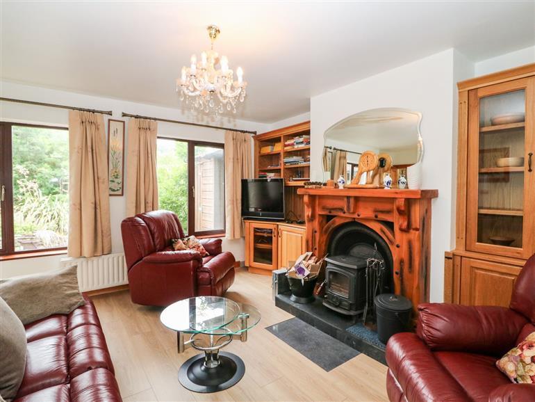 The living room at 1 The Courtyard in Durrus