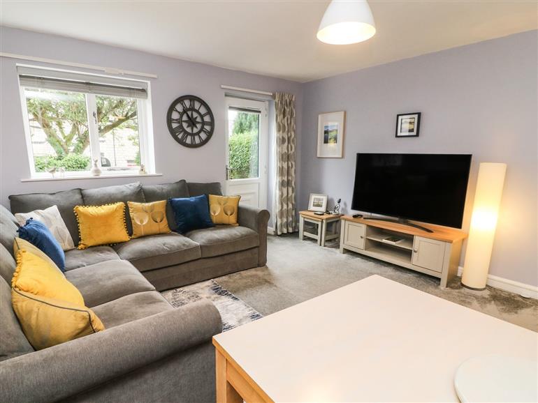 3 Strickland Court (1071085) in Kendal sleeps 4 people