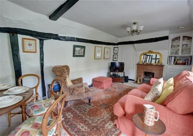 Apple Tree Cottage in Denston cottage holidays Denston