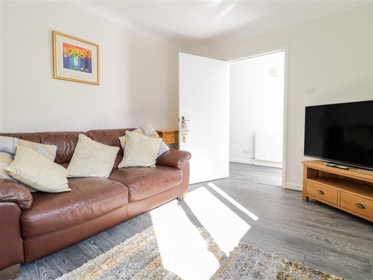 Beachmount Holiday Bungalow (1070893) in RhosOnSea sleeps 5 people