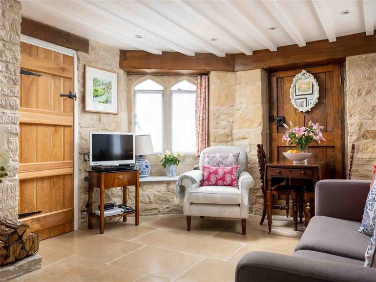 Butterrow Gate (1091332) in Stroud sleeps 2 people