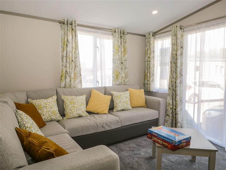 The living room at Discovery Lodge in Brigham near Great Broughton