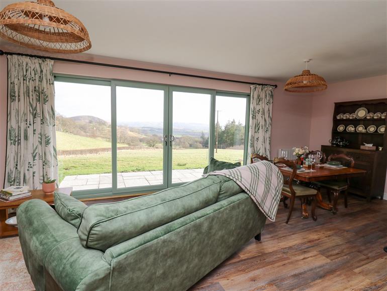 The living room at Dol Blodau in Newbridge-On-Wye