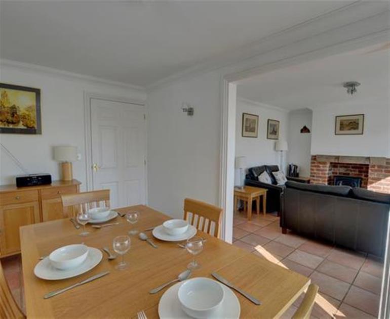 Field End in Reydon cottage holidays Reydon