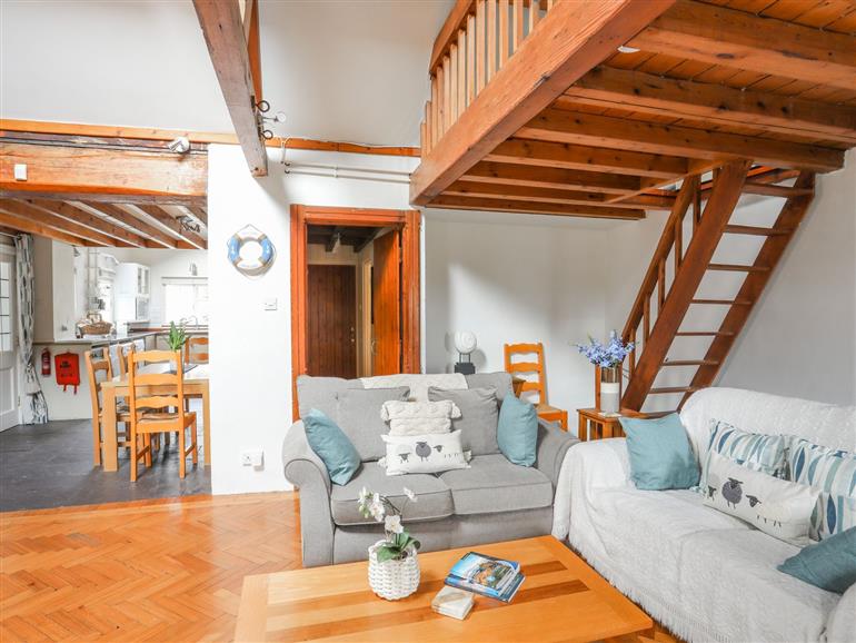 Friars Pet Friendly In Llanfair Yn Neubwll Sleeps 6 People Friars Pet Friendly In Llanfair Yn Neubwll Sleeps 6 People