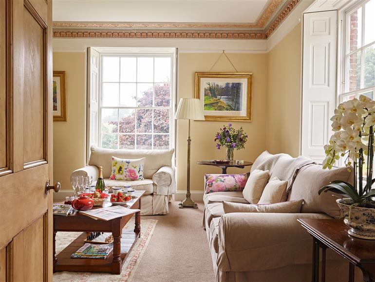 This is the living room at Gitcombe House in Cornworthy