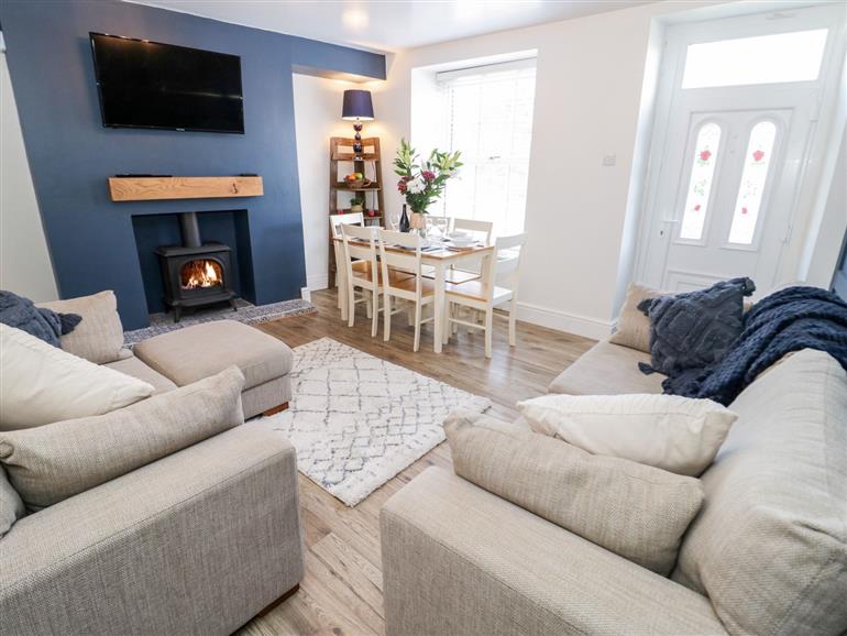 The living room at Gwel Y Mor in Beaumaris