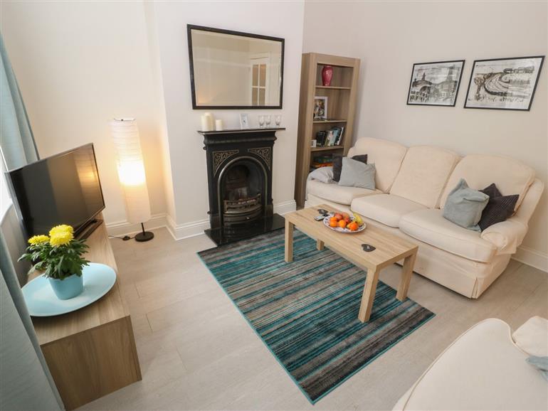 Hazelmere Cottage (1021053) Pet Friendly in Creswell sleeps 4 people