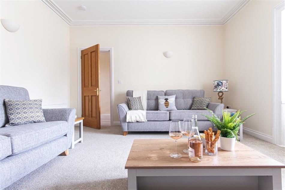 Living room in 1 Marine Terrace, Wadebridge