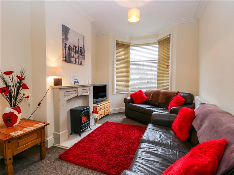 Living room in 18 Howard Street, Scarborough