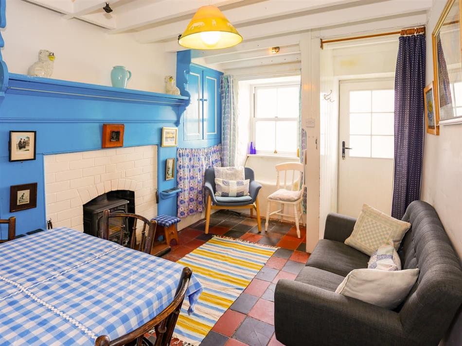 Blue (Ref : UK43119) in Trefor Pet Friendly - cottage weekend and short ...