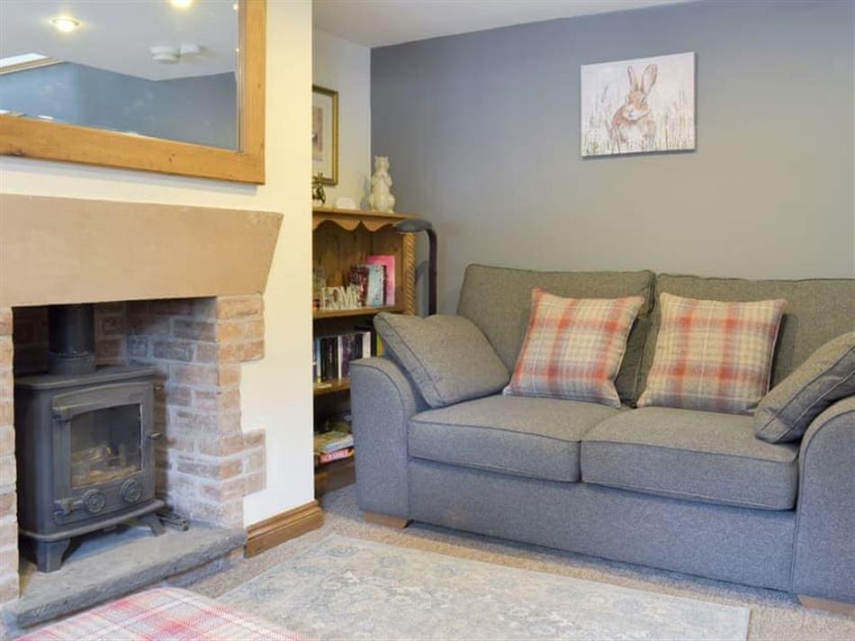 Brown End Farm Bluebell Cottage (Ref UK12182) in Waterhouses, near