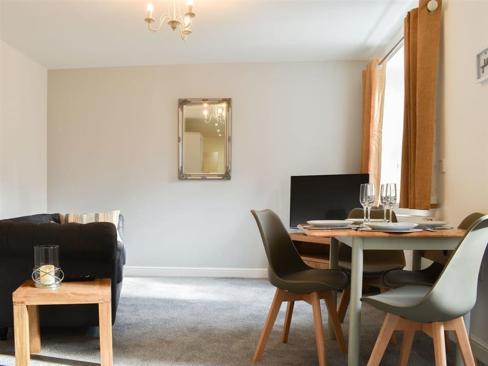 Central Hall Apartment (Ref UK31133) in Whitby cottage weekend and