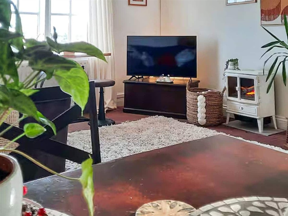 Living room in Cerdd Y Mor, Tenby