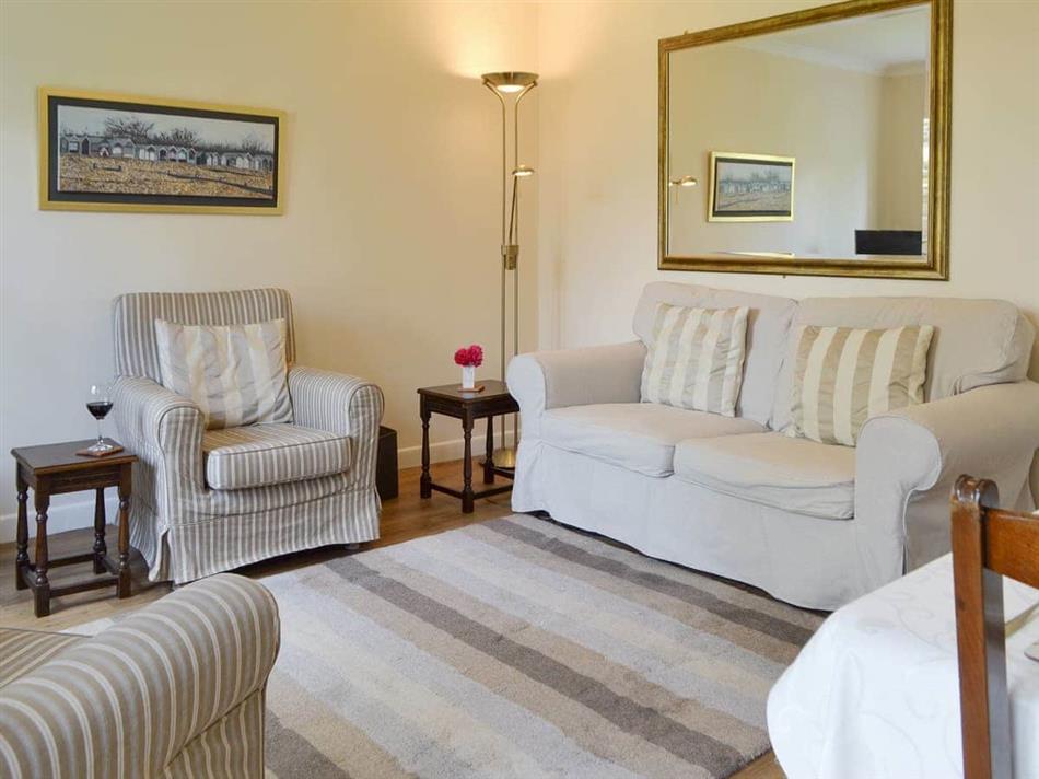 Dinsdale (Ref 26969) in Rustington, nr. Worthing Pet Friendly