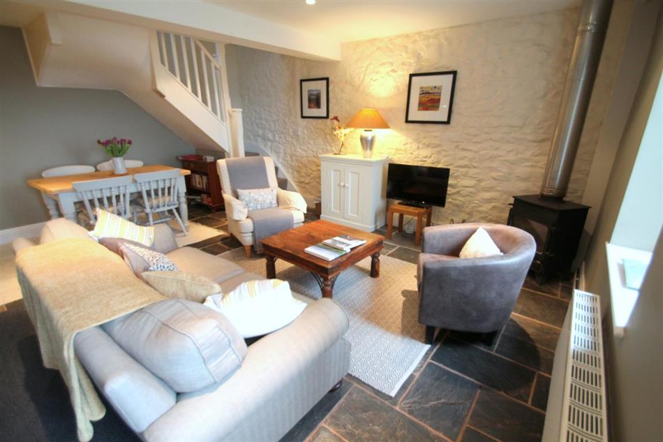 East Harwood Farm Cottage in Pet Friendly cottage holidays