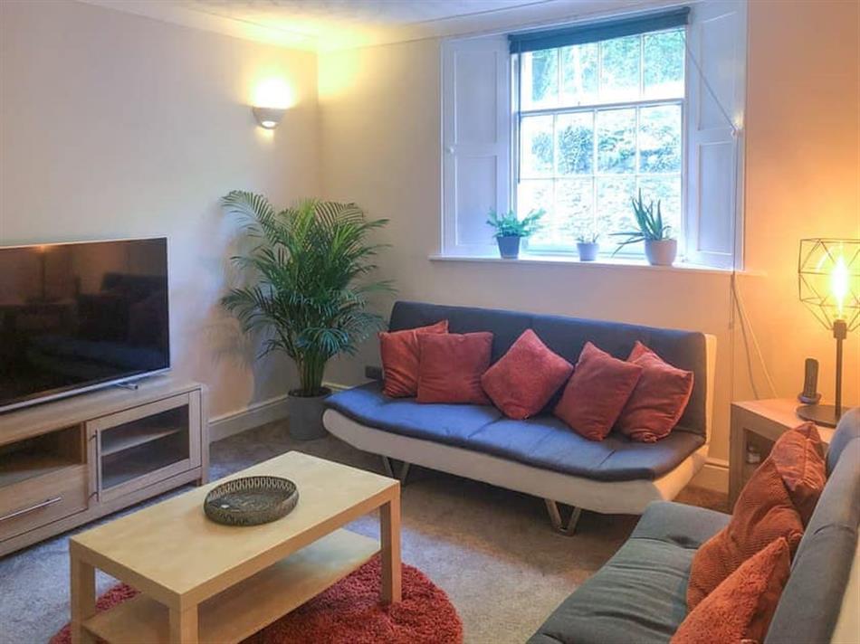 Hesketh Crescent Apartments Flat 6 in Torquay cottage weekend and short breaks at Holiday