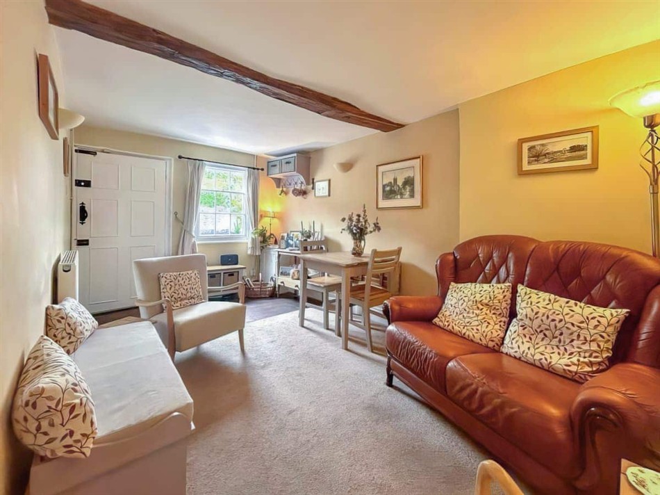 Living room in Flo's Cottage, Kington