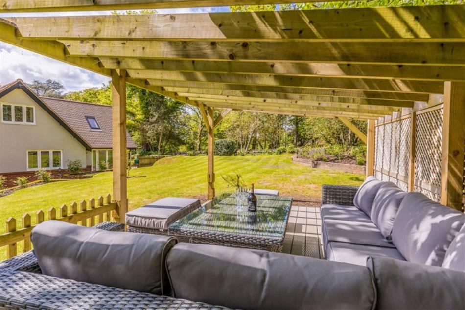 Gorselands Cottage (Ref 3489) in Pet Friendly cottage weekend and short breaks at holiday