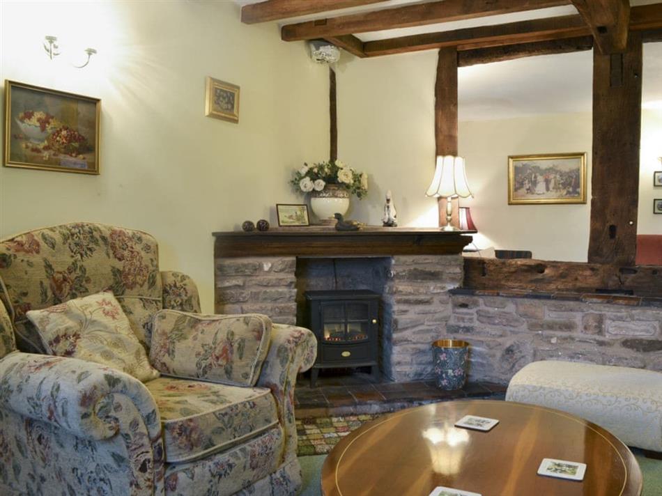 Howards End (Ref 17832) in MiddletonontheHill, nr. Leominster cottage weekend and short