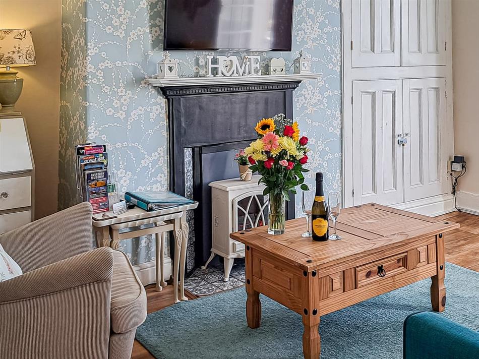 Hyfrydle (Ref UK6040) in Llandudno Pet Friendly cottage weekend and