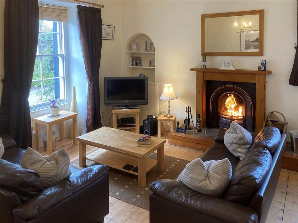Kirkside Cottage (Ref SOON) in Upper Largo, Leven, Fife. Pet Friendly cottage weekend and