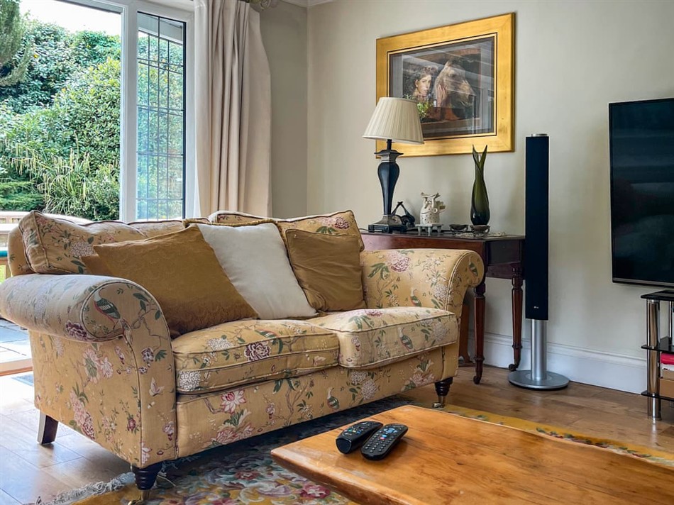 Living room in Longways., Penn