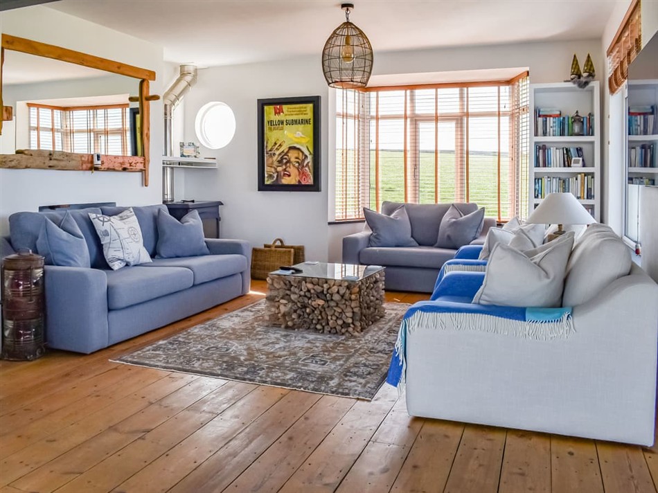 Living room in Lower Hendra Cottage, Port Isaac
