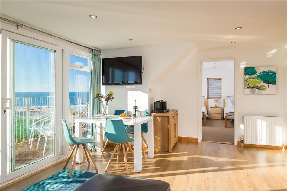 Ocean View, Mawgan Porth in Mawgan Porth, Cornwall cottage holidays