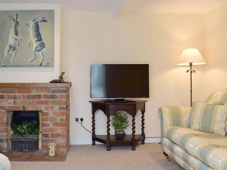 Old Applecroft Farm Cottage Ref Ukc1463 In Great Henny Near Sudbury Essex Pet Friendly Cottage Weekend And Short Breaks At Holiday Cottages In Eastern England