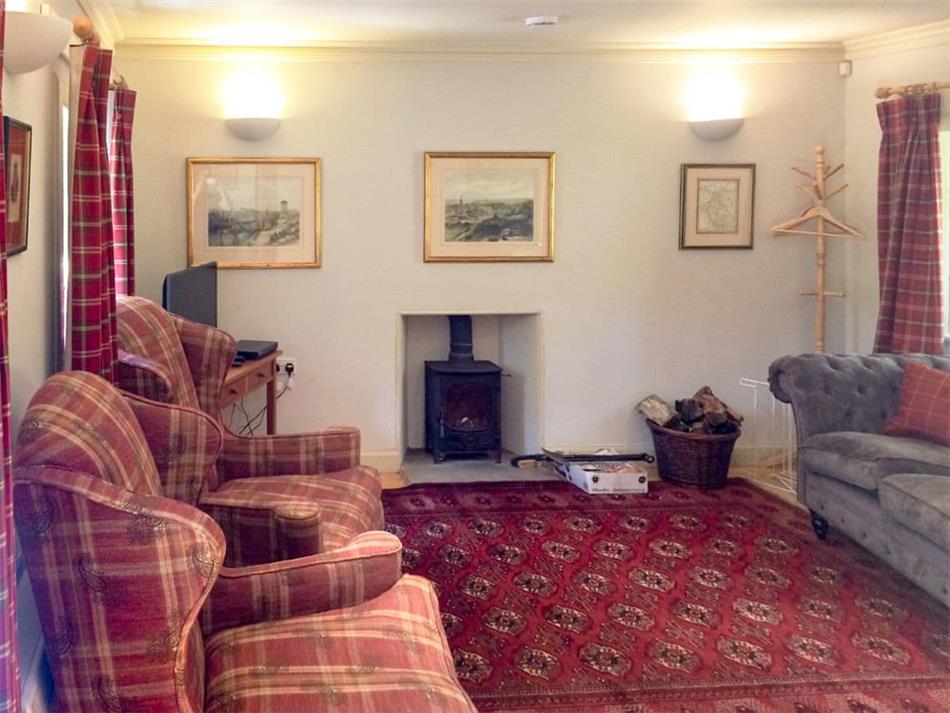 Braidwood Castle Orchard Cottage (Ref UK10671) in Braidwood, near Carluke Pet Friendly