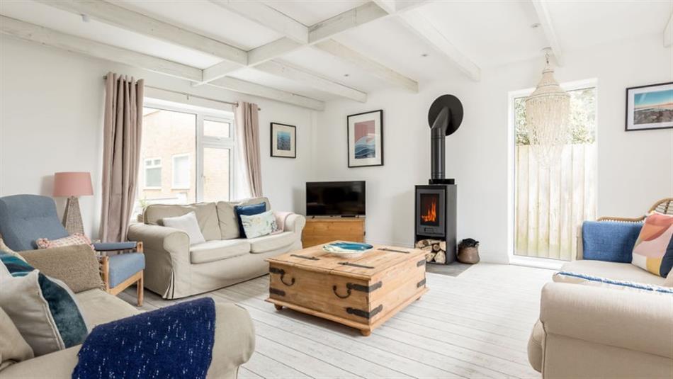 Outer Banks (Ref 4272) in Pet Friendly cottage weekend and short