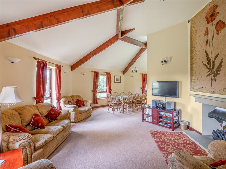 Living room in Pasture View, Pickering